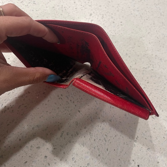 Louis Vuitton Red Epi Men’s Wallet - Picture 9 of 10